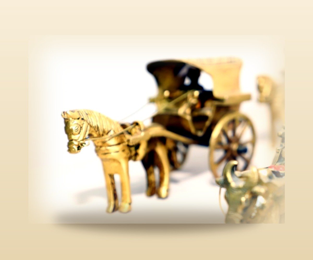 Brass Horse-Drawn Carriage Showpiece